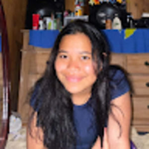 Meet your Posher, Adyssa